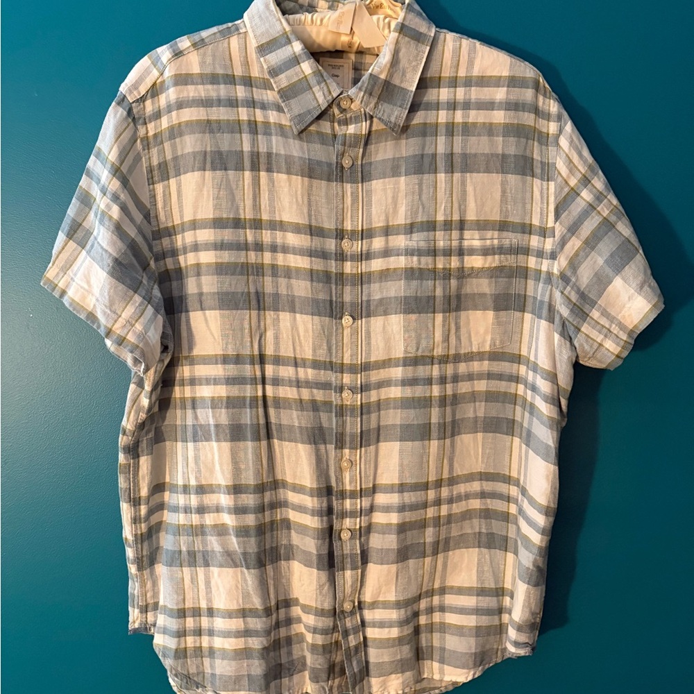 GAP Men's Casual Green and Cream Plaid Shirt